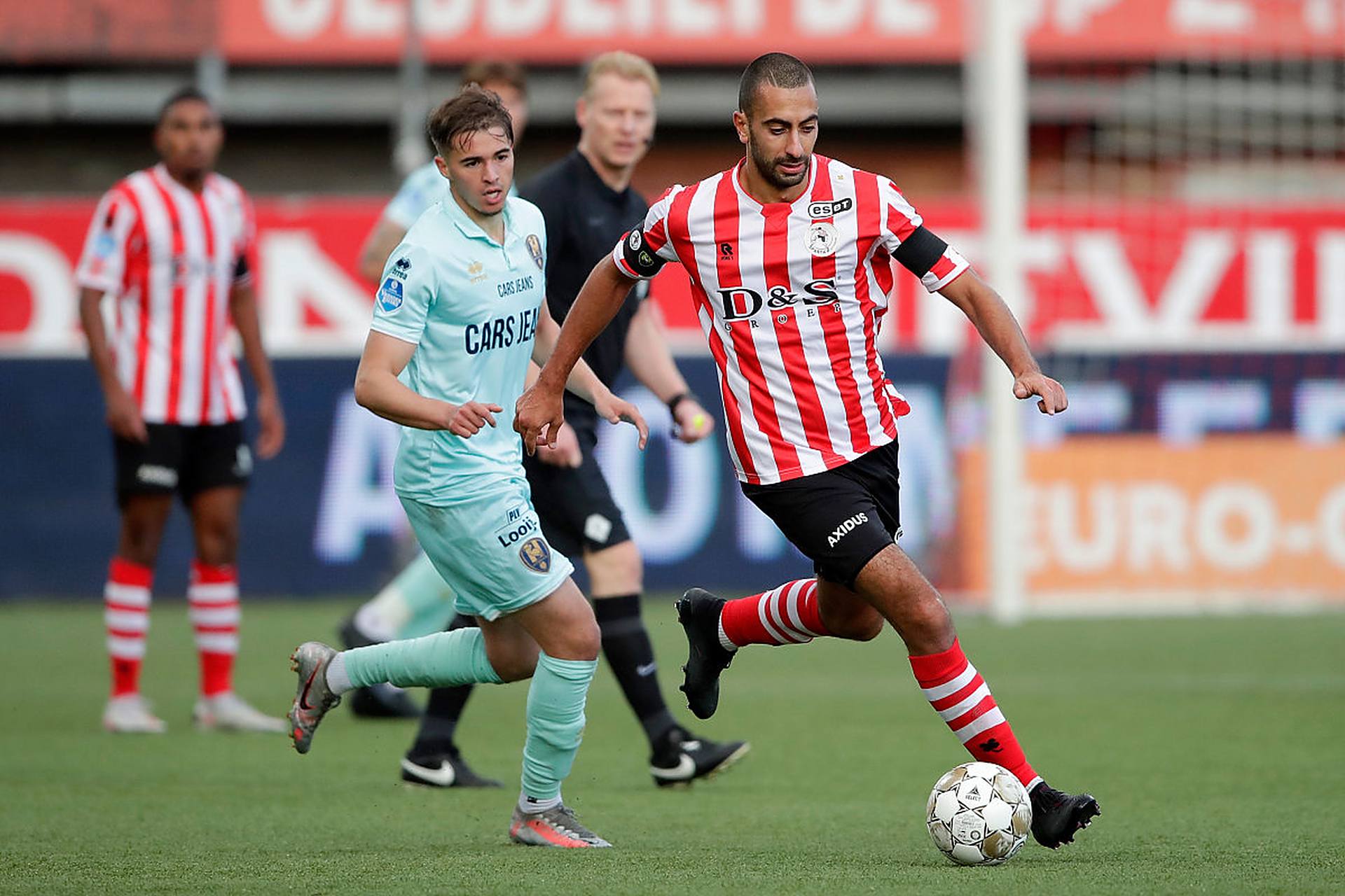 让球队在密 让球队在密